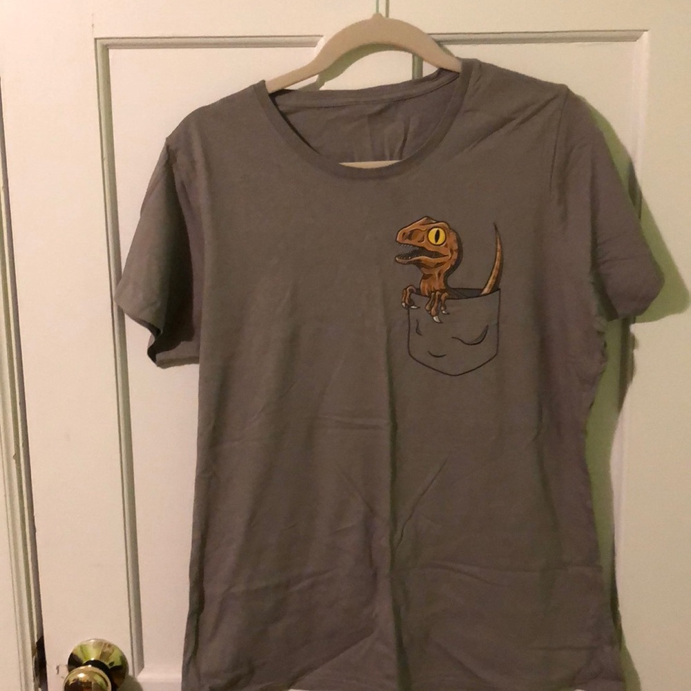 Dino tee